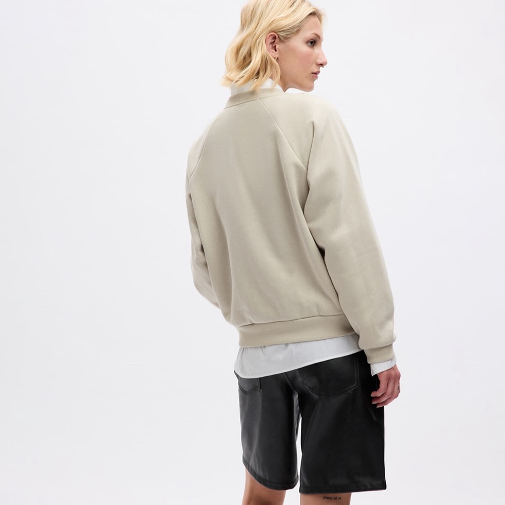GAP Moonstone Beige Vintage Soft Raglan Sweatshirt - Picture 4 of 14
